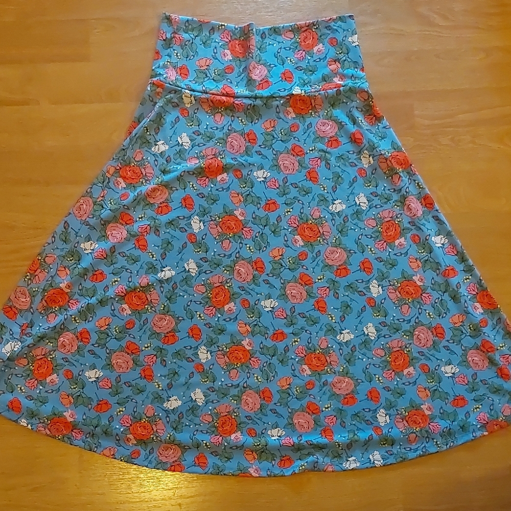 💚 2/$20 LuLaRoe A-Line Azure Skirt with Blue and Red Floral Design